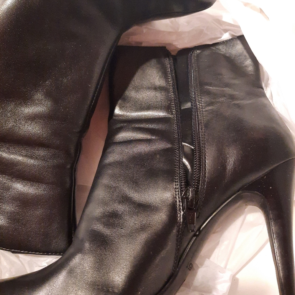 Nine West heeled boots